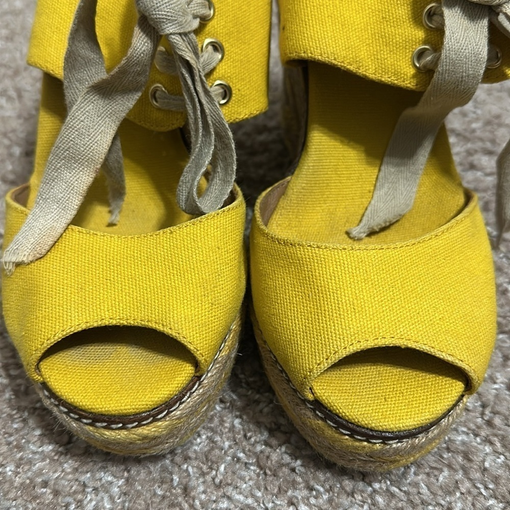 Tory Burch - Picture 4 of 8